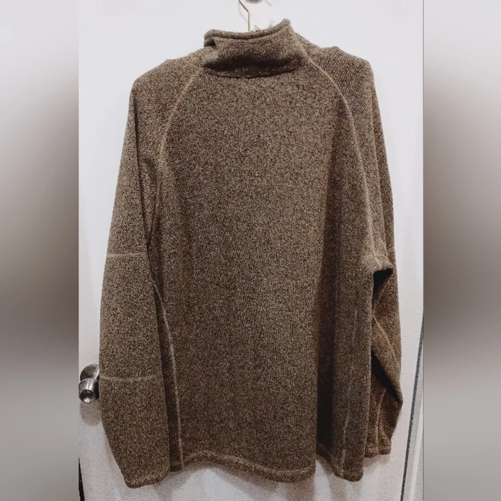 The North Face Men's Brown Half-Zip Fleece Pullover Sweater